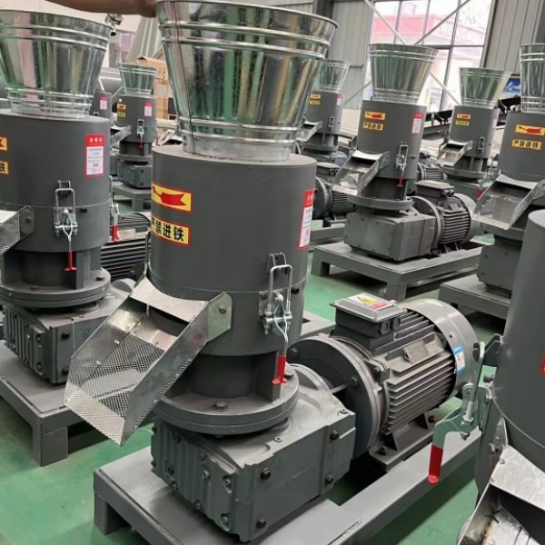200-500kg Per Hour Sawdust Wood Pellet Machine Moving Roller Wood Pellet Mill Machine For Industrial Use