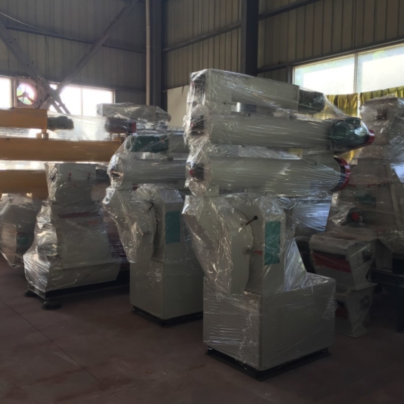 1Ton/H Rabbit Pellet Maker Cattle Chicken Feed 22kw Pelleting Machine For Fish Feed