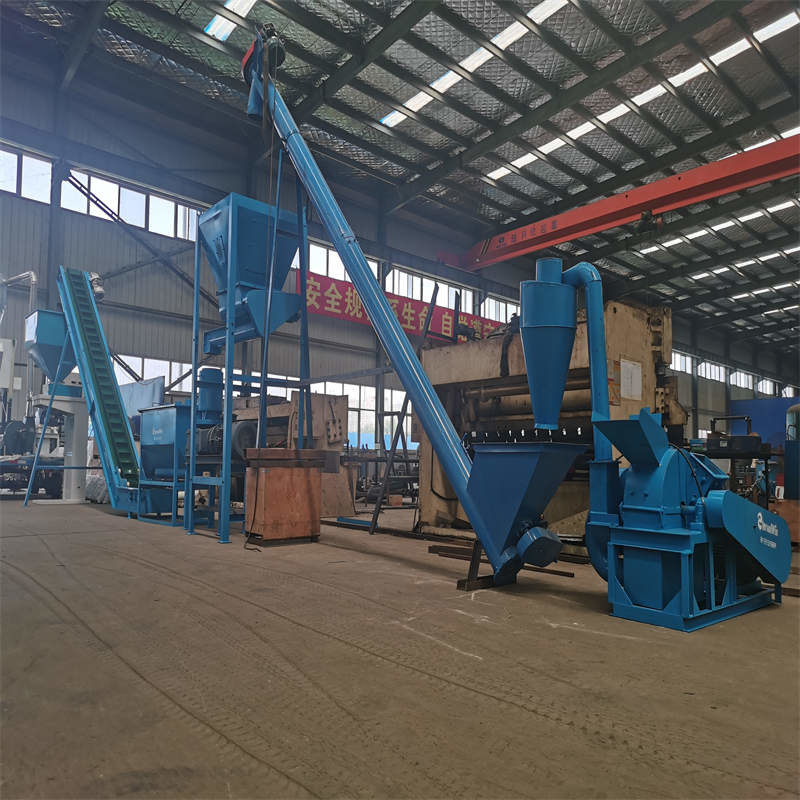118KW Wood Pellet Production Line 1000-2000kg/H 2000*500*600cm Electric Control Cabinet