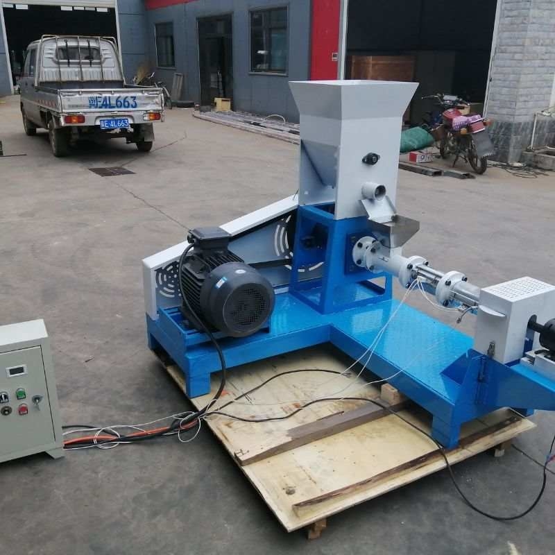 DGP Dry Type Floating Fish Feed Dog Food Extruder Single Screw Granulator Grain Seeds Maize Corn Soybean Extruder