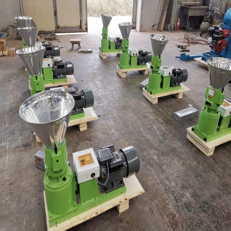 Small Scale Feed Pellet Making Machine 4KW Motor Electric Type Animal Feed Mill Machine
