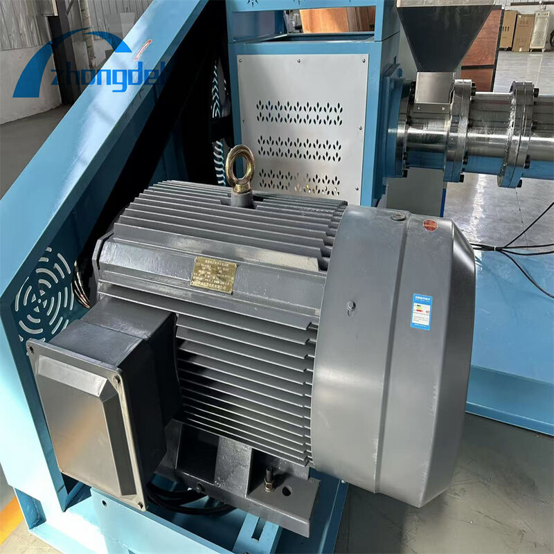 Feed Pellet Extruder DGP100 For Floating Fish Feed Production With Automatic Control For Commercial Aquaculture Mill